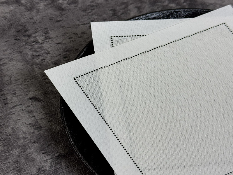 कागजको न्यापकिन्स भन्दा कपडा न्यापकिन प्रयोग गर्नुका मुख्य फाइदाहरू के हुन्?